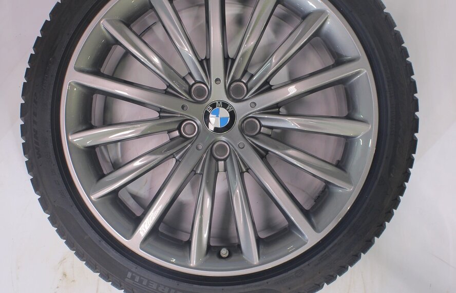 BMW BMW 5 er G30 G31 8 er G14 G15 G16 633 19 Zoll Felgen Pirelli Runflat Winterkompletträder Original