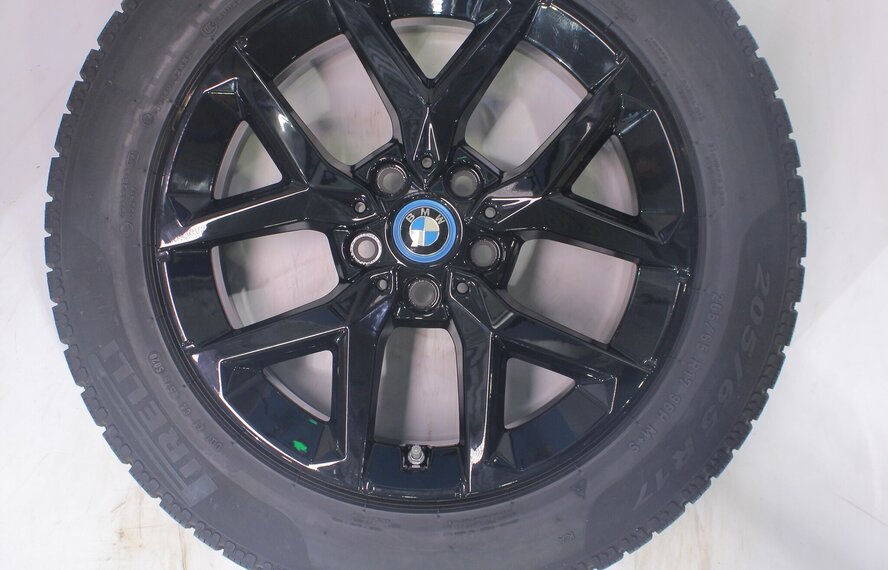 BMW BMW X1 iX1 U11 BEV X2 iX2 U10 896 17 Zoll Felgen Pirelli Winterkompletträder Original