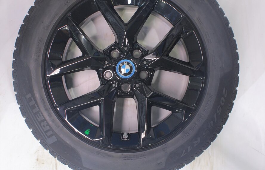 BMW BMW X1 iX1 U11 BEV X2 iX2 U10 896 17 Zoll Felgen Pirelli Winterkompletträder Original