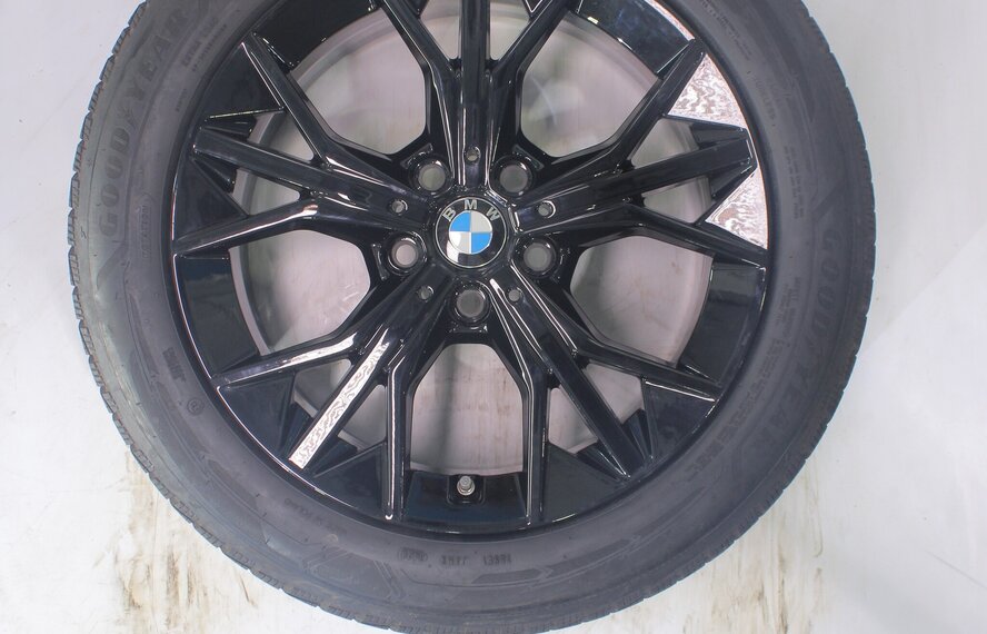 BMW BMW 1 er 2 er F70 F74 972 17 Zoll Felgen Goodyear Winterkompletträder Original