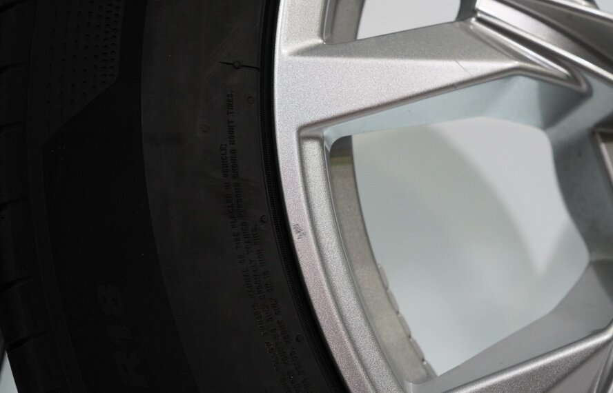 BMW BMW X3 G45 18 Zoll Felgen Nexen Sommerkompletträder Original