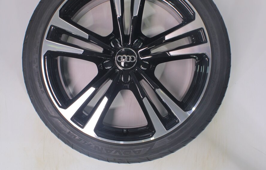 Audi Audi A3 8V 18 Zoll Felgen Yokohama Sommerkompletträder Original