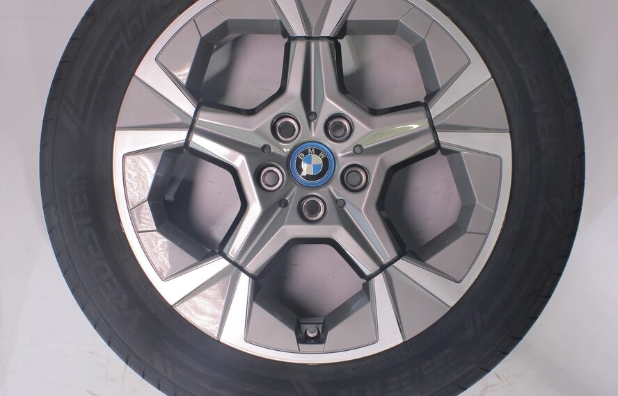 BMW BMW X1 iX1 U11 BEV X2 iX2 U10 866 18 Zoll Felgen Vredestein Sommerkompletträder Neu Original