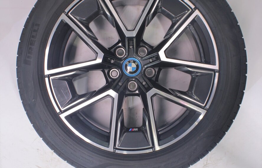 BMW BMW 4 er i4 G26 858M 18 Zoll Felgen Pirelli Sommerkompletträder Original