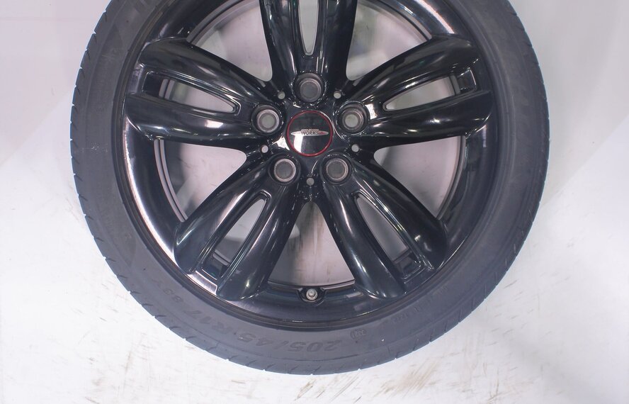 Mini Mini Cooper / S / One / Cabrio F55 F56 F57 JCW501 17 Zoll Felgen Pirelli Sommerkompletträder Neu Original