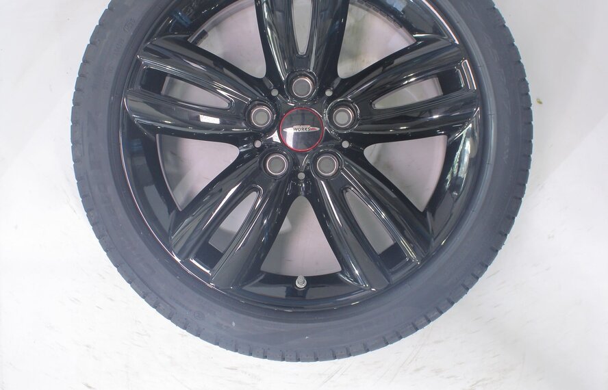Mini Mini Cooper / S / One / Cabrio F55 F56 F57 JCW562 17 Zoll Felgen Pirelli Runflat Sommerkompletträder Neu Original