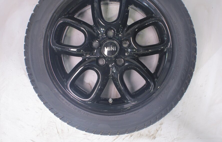 Mini Mini Clubman F54 494 16 Zoll Felgen Pirelli Runflat Winterkompletträder Original