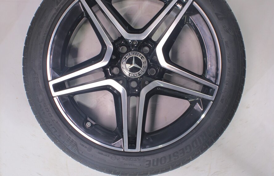 Mercedes Mercedes A B CLA Klasse W177 C118 W247 18 Zoll Felgen Bridgestone Sommerkompletträder Original