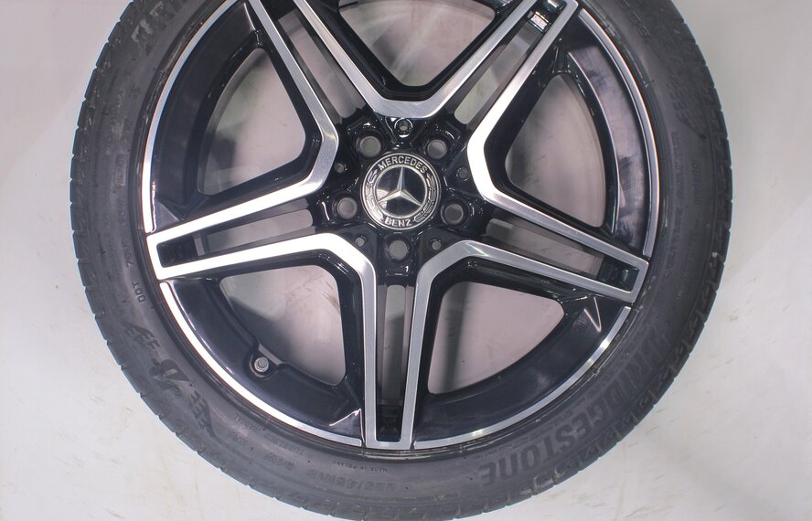 Mercedes Mercedes A B CLA Klasse W177 C118 W247 18 Zoll Felgen Bridgestone Sommerkompletträder Original