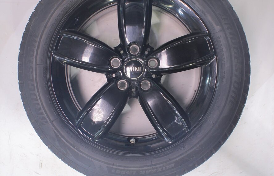Mini Mini Countryman F60 531 17 Zoll Felgen Bridgestone Runflat Winterkompletträder Original