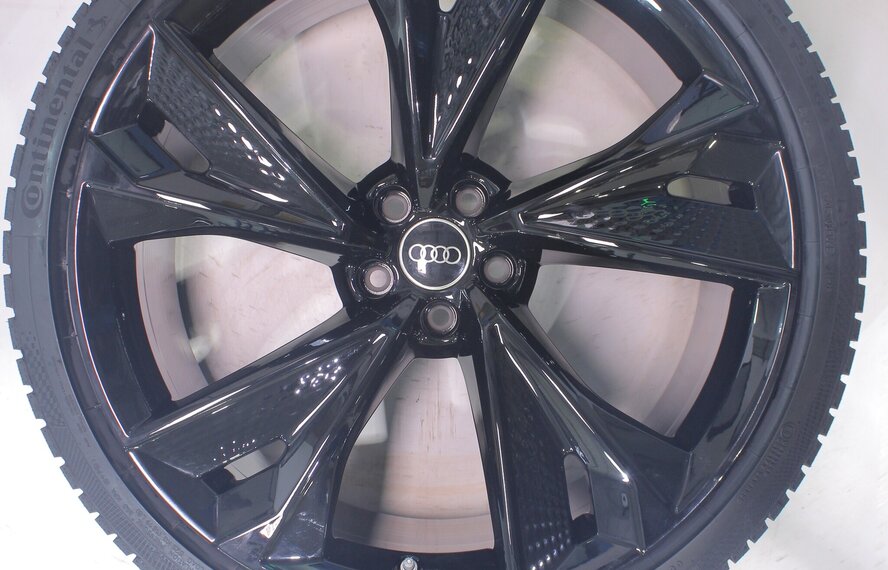 Audi Audi RS6 22 Zoll Felgen Continental Winterkompletträder Neu Original