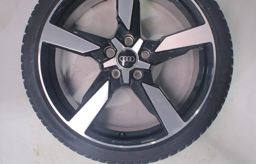 Audi Audi TT 8S 19 Zoll Felgen Hankook Winterkompletträder Neu Original