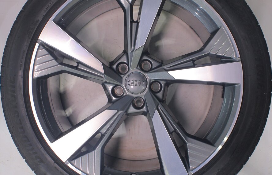Audi Audi e-tron GE Q8 e-tron 21 Zoll Felgen Bridgestone Sommerkompletträder Original