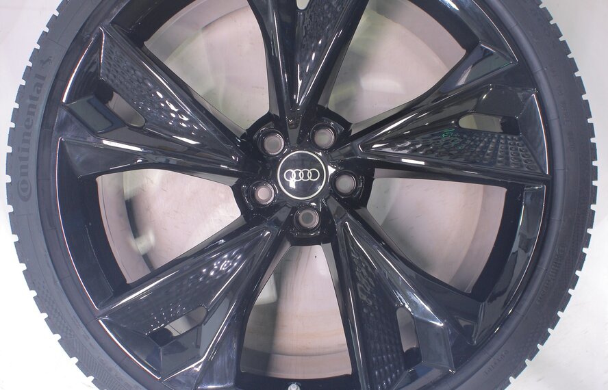 Audi Audi RS6 22 Zoll Felgen Continental Winterkompletträder Neu Original