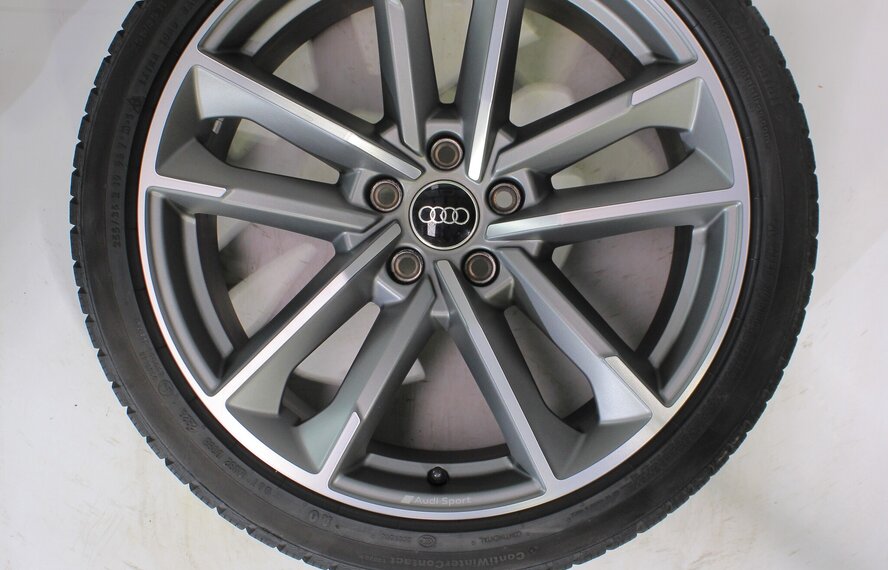Audi Audi A5 S5 B9 19 Zoll Felgen Continental Winterkompletträder Original