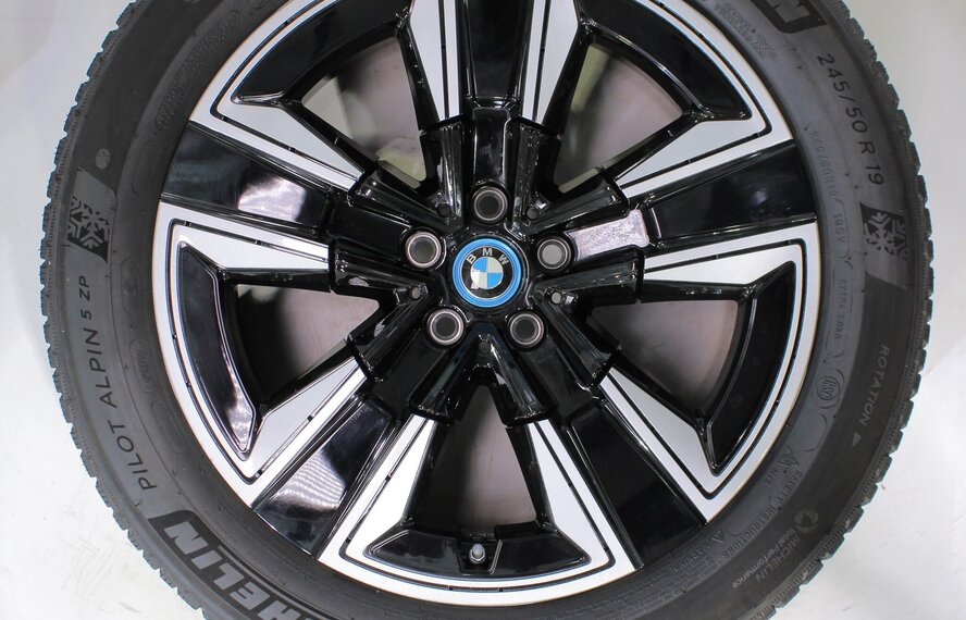 BMW BMW iX3 G08 842 19 Zoll Felgen Michelin Runflat Winterkompletträder Original