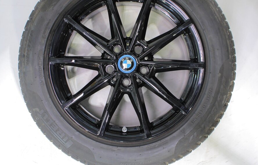 BMW BMW 4er i4 G26 851 17 Zoll Felgen Pirelli Winterkompletträder Original