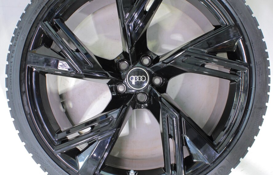 Audi Audi RS6 22 Zoll Felgen Continental Winterkompletträder Neu Original