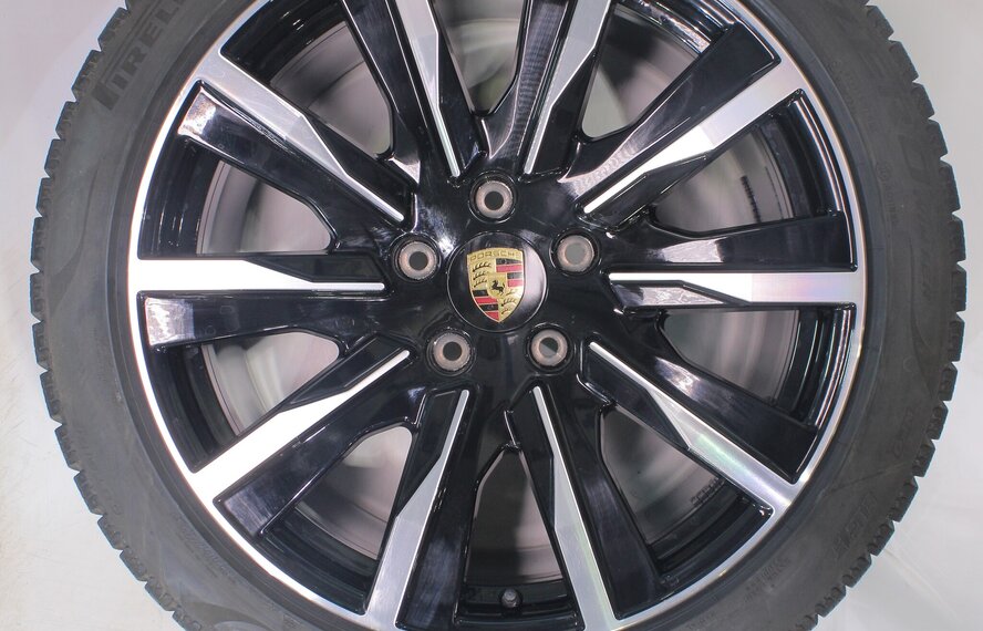 Porsche Porsche Taycan 4S S Turbo 20 Zoll Felgen Pirelli Winterkompletträder Original