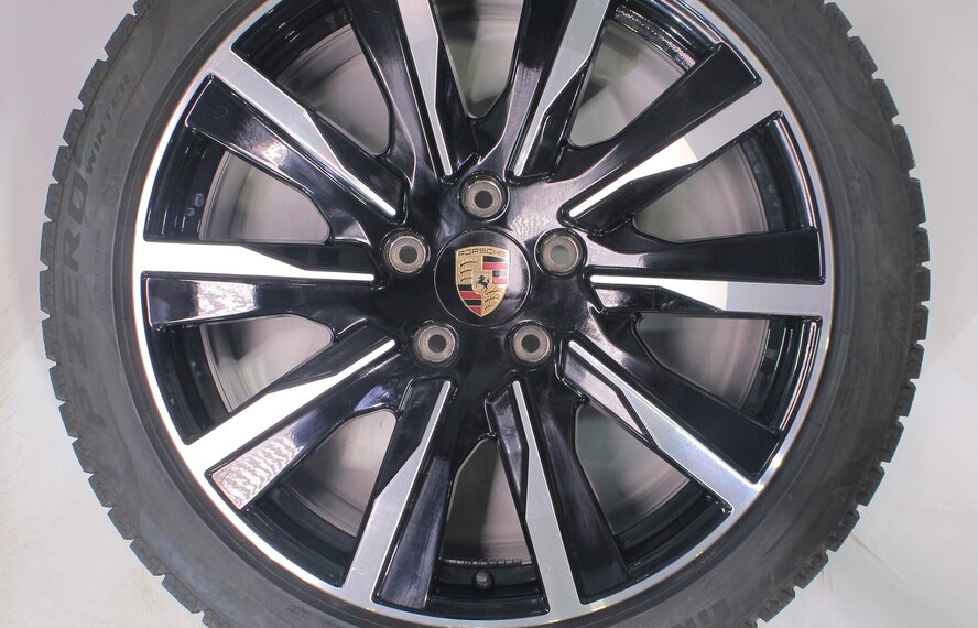 Porsche Porsche Taycan 4S S Turbo 20 Zoll Felgen Pirelli Winterkompletträder Original