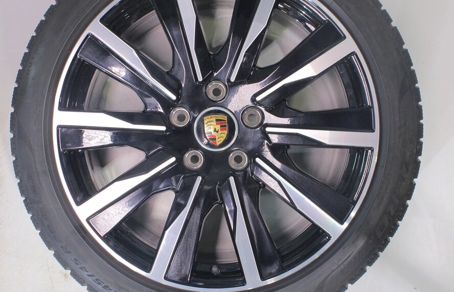 Porsche Porsche Taycan 4S S Turbo 20 Zoll Felgen Pirelli Winterkompletträder Original