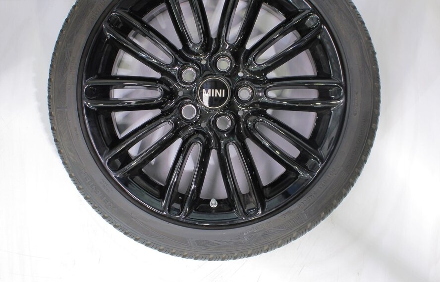 Mini Mini Cooper / S / One / Cabrio F55 F56 F57 500 17 Zoll Felgen Vredestein Winterkompletträder Original
