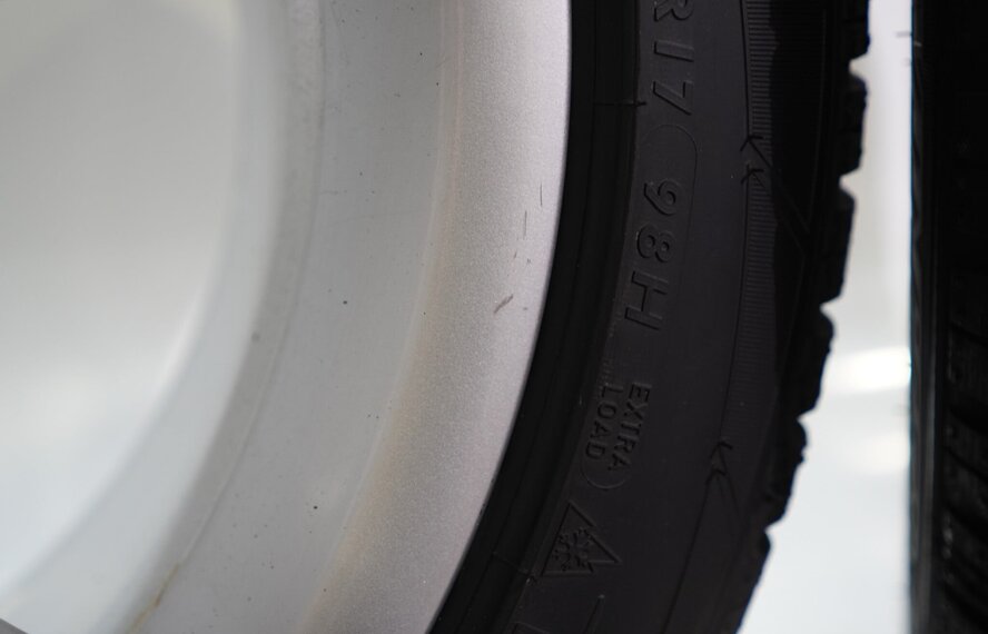 Audi Audi A4 S4 B9 8W 17 Zoll Felgen Dunlop Winterkompletträder Neu Original