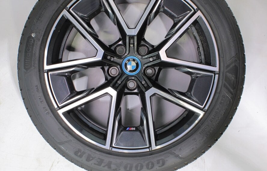 BMW BMW 4 er i4 G26 858M 18 Zoll Felgen Goodyear Winterkompletträder Neu Original