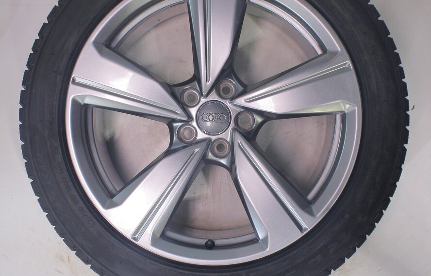 Audi Audi Q3 83H 19 Zoll Felgen Pirelli Winterkompletträder Original