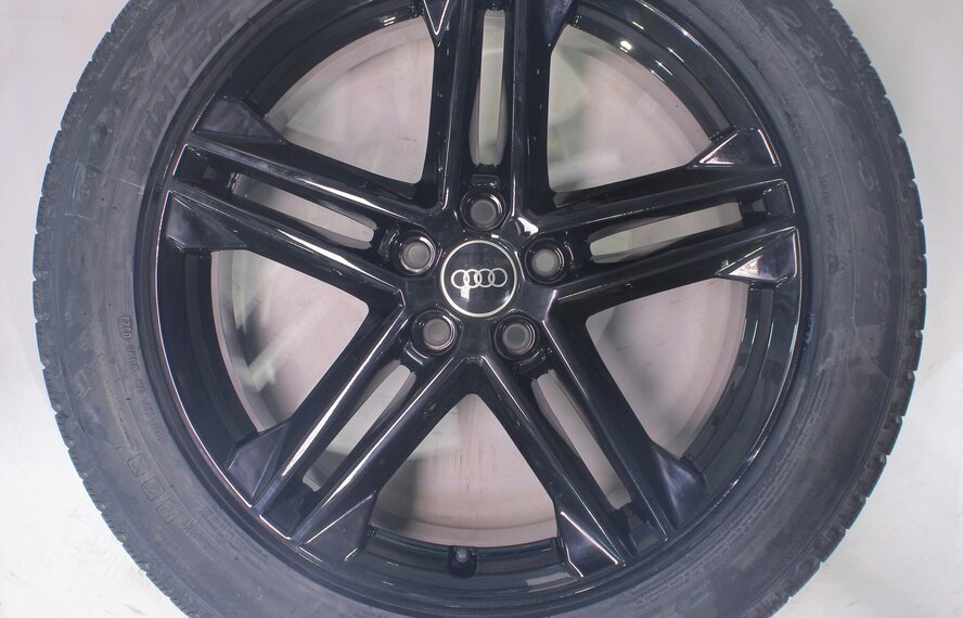 Audi Audi Q5 SQ5 80A 19 Zoll Felgen Pirelli Winterkompletträder Neu Original