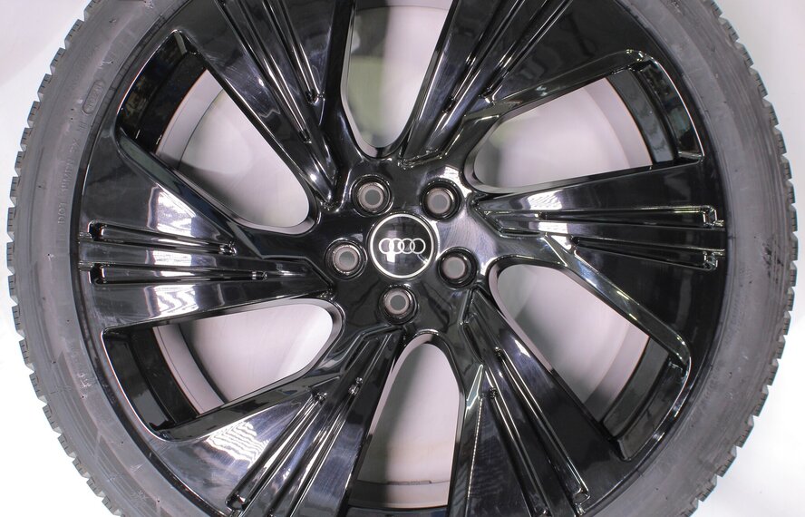 Audi Audi e-tron GE Q8 e-tron 22 Zoll Felgen Hankook Winterkompletträder Neu Original