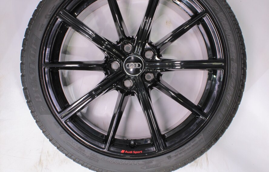 Audi Audi RS4 RS5 B9 RS 19 Zoll Felgen Dunlop Winterkompletträder Original