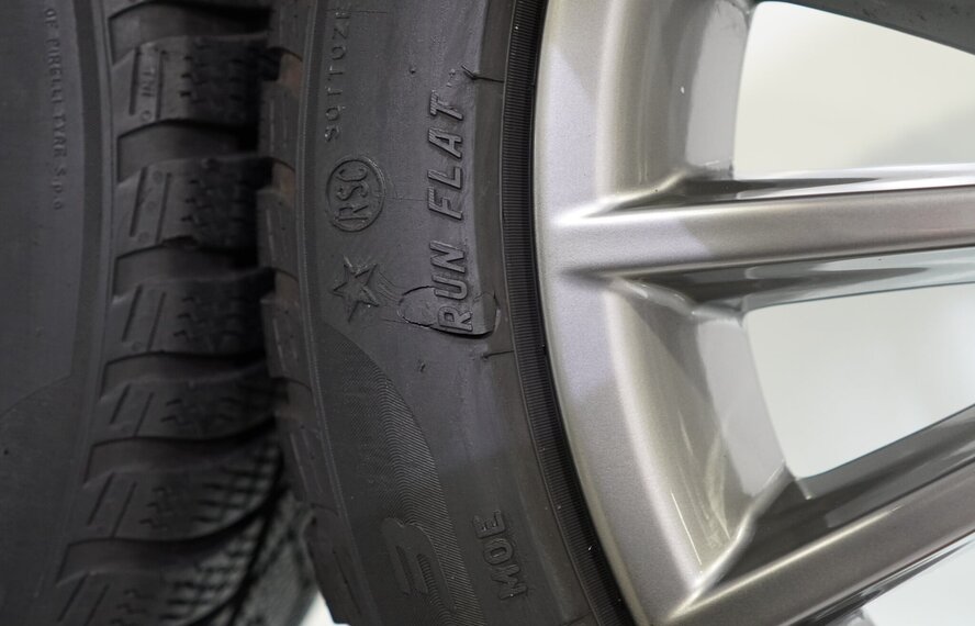 BMW BMW 5 6 er F06 F10 F11 F12 F13 237 18 Zoll Felgen Pirelli Runflat Winterkompletträder Original