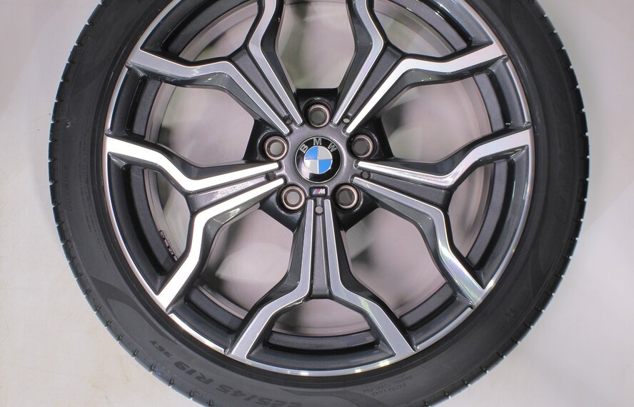 BMW BMW X1 F48 X2 F39 722M 19 Zoll Felgen Pirelli Sommerkompletträder Neu Original