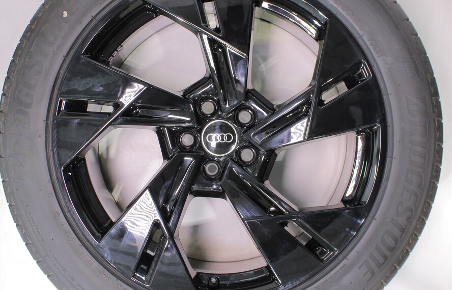 Audi Audi e-tron GE Q8 e-tron 20 Zoll Felgen Bridgestone Sommerkompletträder Neu Original