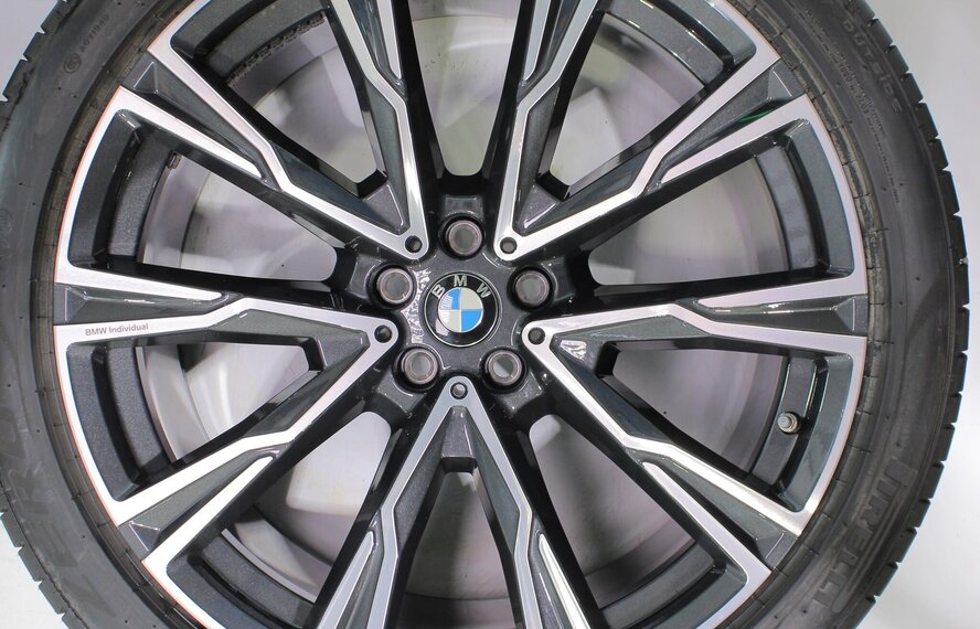 BMW BMW X7 G07 758i 22 Zoll Felgen Pirelli Runflat Sommerkompletträder Neu Original