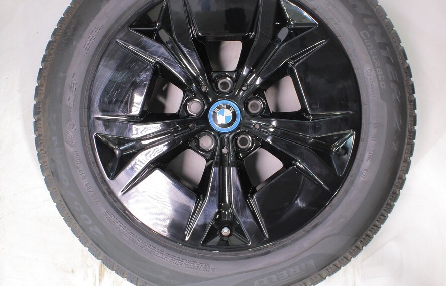 BMW BMW X1 iX1 U11 BEV X2 iX2 U10 864 17 Zoll Felgen Pirelli Winterkompletträder Original