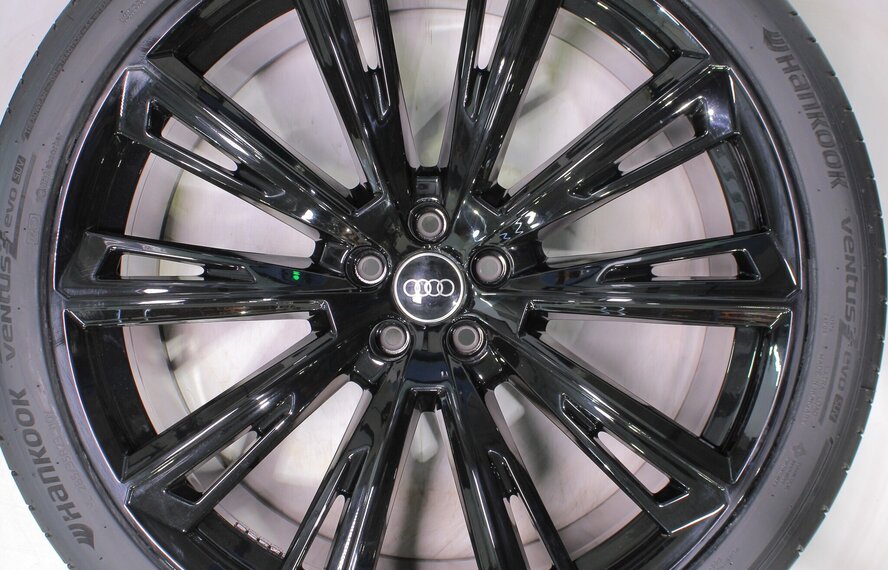 Audi Audi Q8 SQ8 RSQ8 23 Zoll Felgen Hankook Sommerkompletträder Neu Original