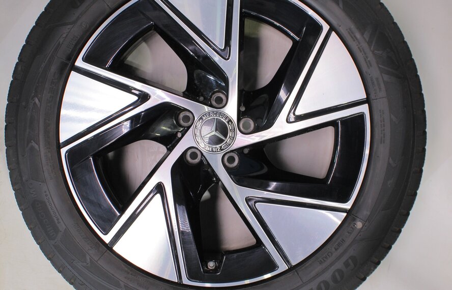 Mercedes Mercedes GLC X254 19 Zoll Felgen Goodyear Winterkompletträder Original