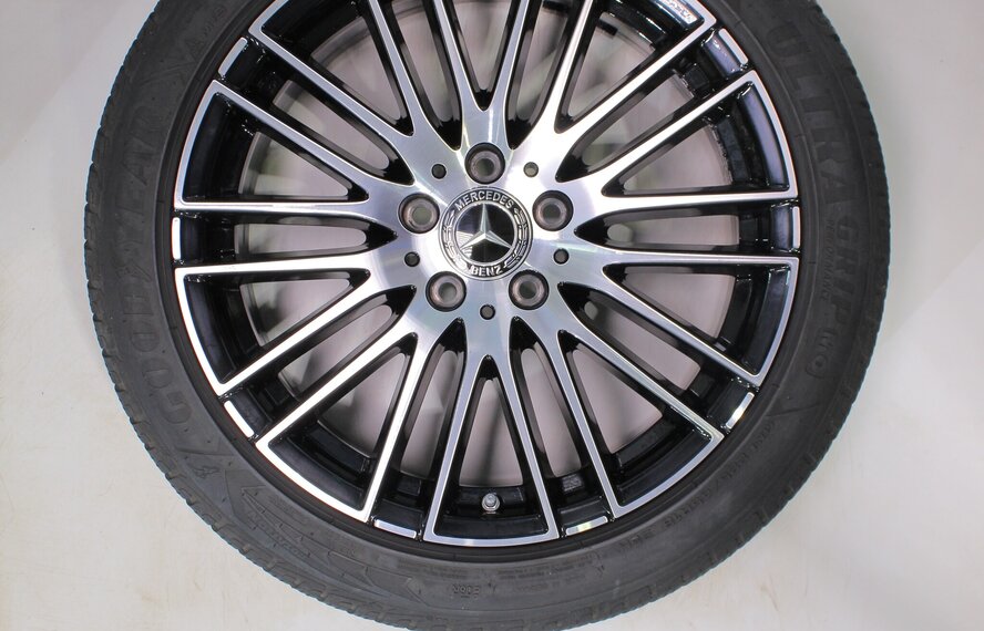 Mercedes Mercedes C-Klasse C206 S206 W206 18 Zoll Felgen Goodyear Winterkompletträder Original