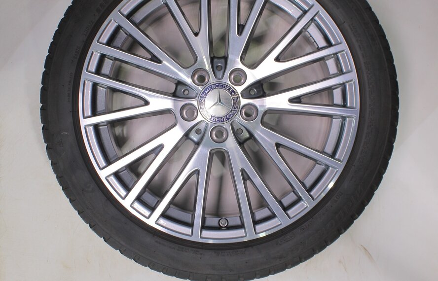Mercedes Mercedes A B CLA Klasse W177 C118 W247 18 Zoll Felgen Bridgestone Winterkompletträder Original