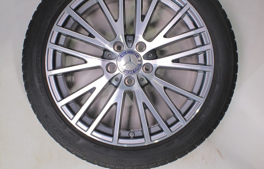 Mercedes Mercedes A B CLA Klasse W177 C118 W247 18 Zoll Felgen Bridgestone Winterkompletträder Original