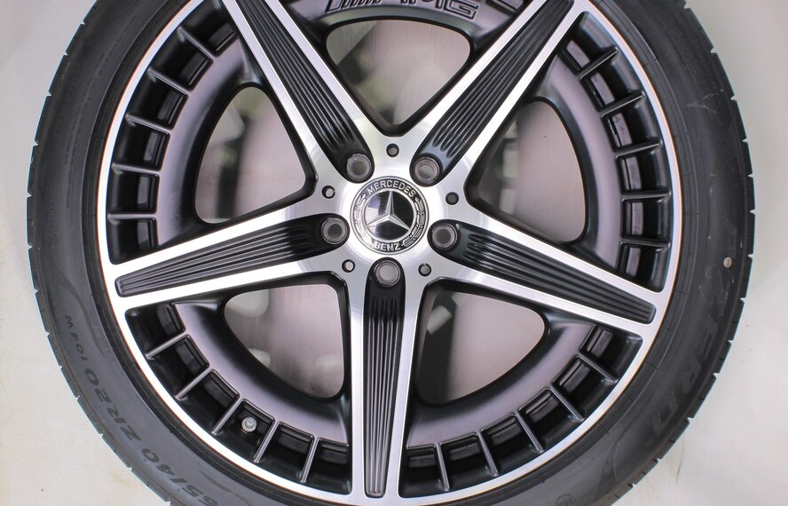 Mercedes Mercedes EQE V295 AMG 20-Zoll-Felgen Pirelli Sommerkompletträder Original