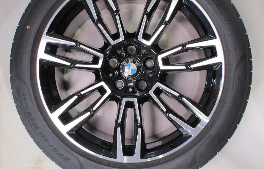 BMW BMW 5er i5 G60 G61 935M 19 Zoll Felgen Pirelli Sommerkompletträder Neu Original
