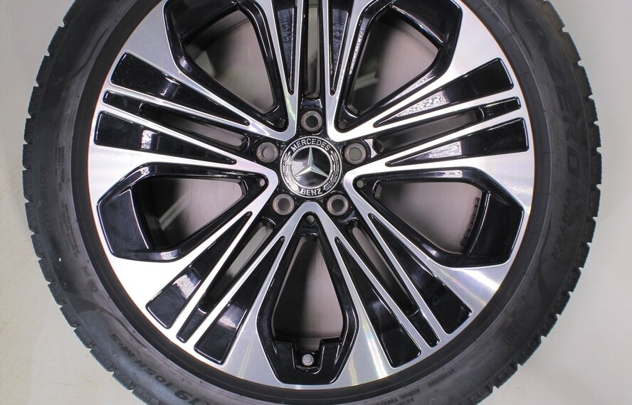 Mercedes Mercedes E-Klasse W214 19 Zoll Felgen Pirelli Winterkompletträder Original