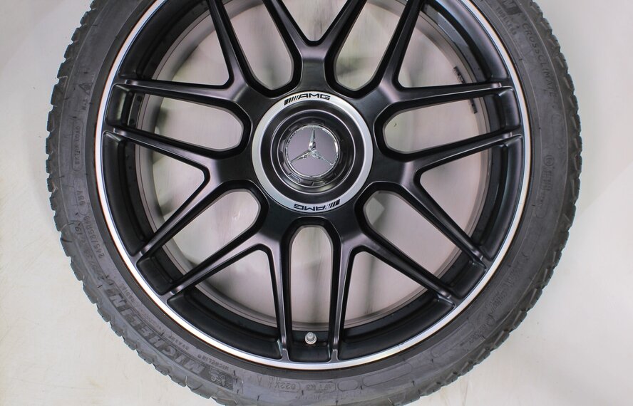 Mercedes Mercedes A45 AMG W177 19 Zoll Felgen Michelin Ganzjahresreifen (4 Jahreszeiten) Original