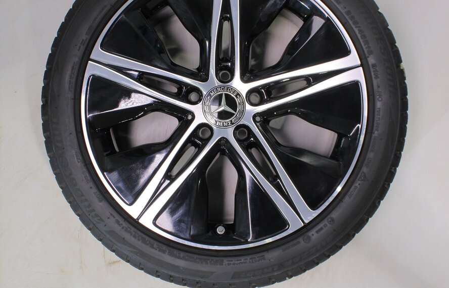 Mercedes Mercedes A B CLA Klasse W177 C118 W247 18 Zoll Felgen Bridgestone Winterkompletträder Original