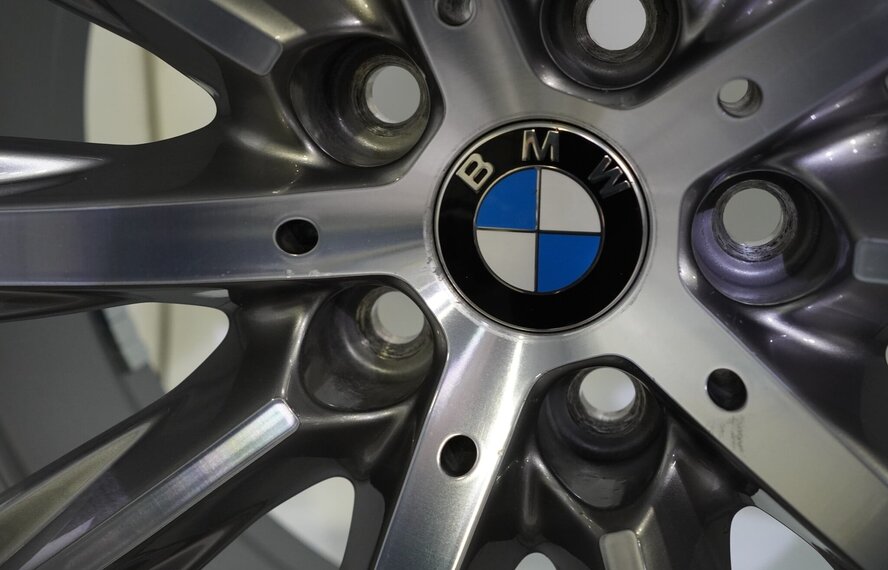 BMW BMW 5er G30 G31 8er G14 G15 G16 684 18 Zoll Felgen Continental Runflat Winterkompletträder Neu Original