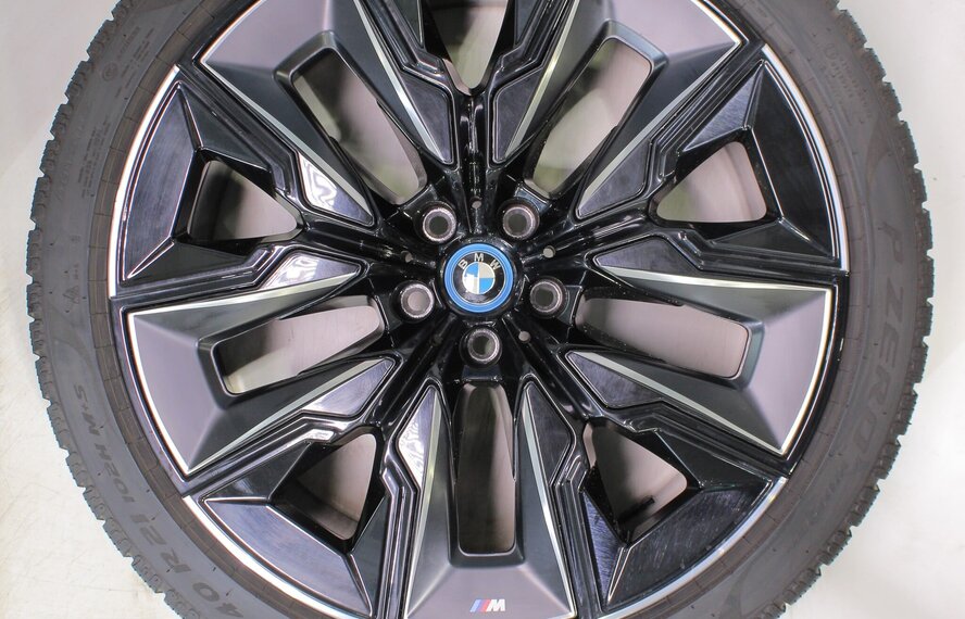 BMW BMW 7er i7 G70 909M 21 Zoll Felgen Pirelli Winterkompletträder Original