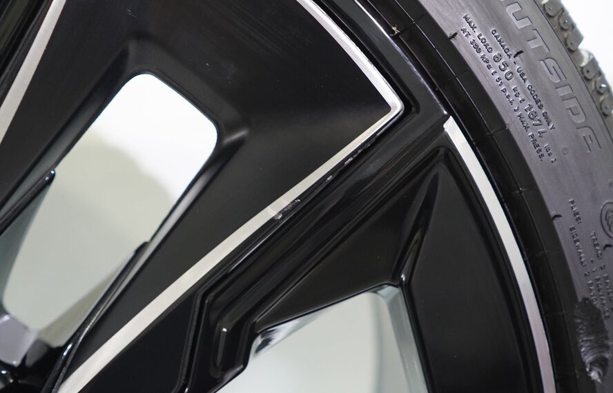 BMW BMW 7er i7 G70 909M 21 Zoll Felgen Pirelli Winterkompletträder Original